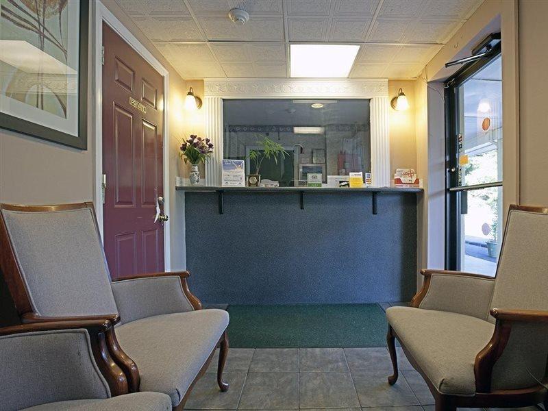 Mount Holyoke Inn エクステリア 写真