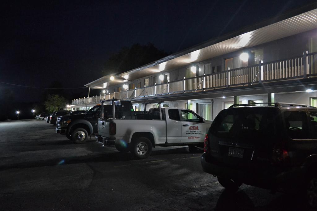 Mount Holyoke Inn エクステリア 写真
