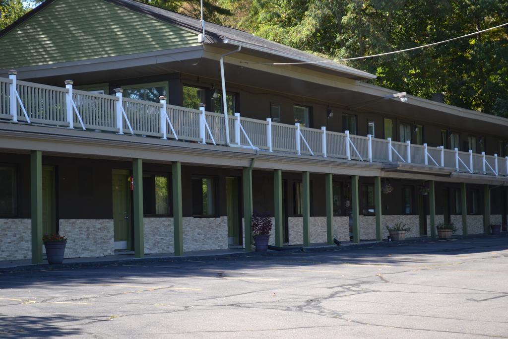 Mount Holyoke Inn エクステリア 写真