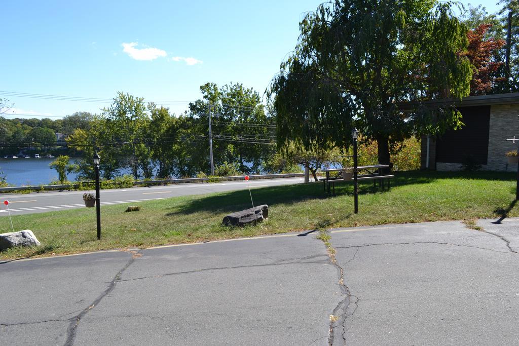 Mount Holyoke Inn エクステリア 写真